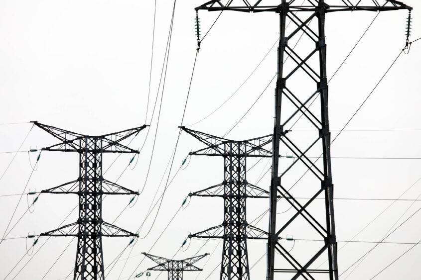 Électrification : des parlementaires LR appellent à baisser les taxes sur l’électricité