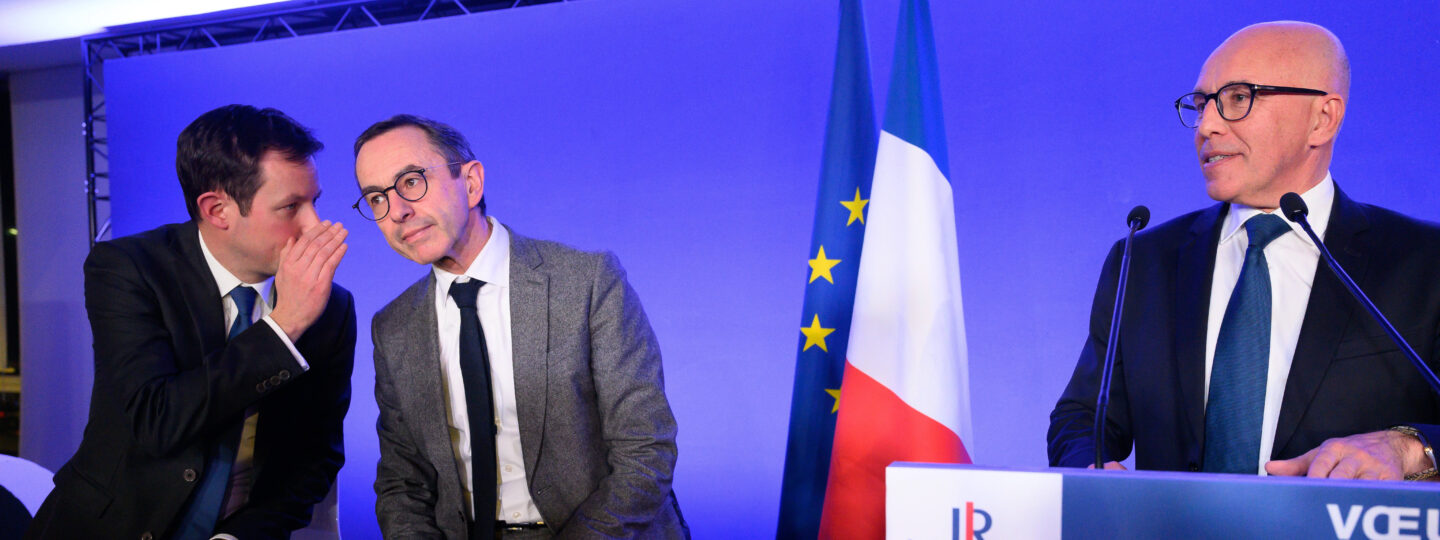 Paris:Ciotti delivers a speech to presents New Year wishes