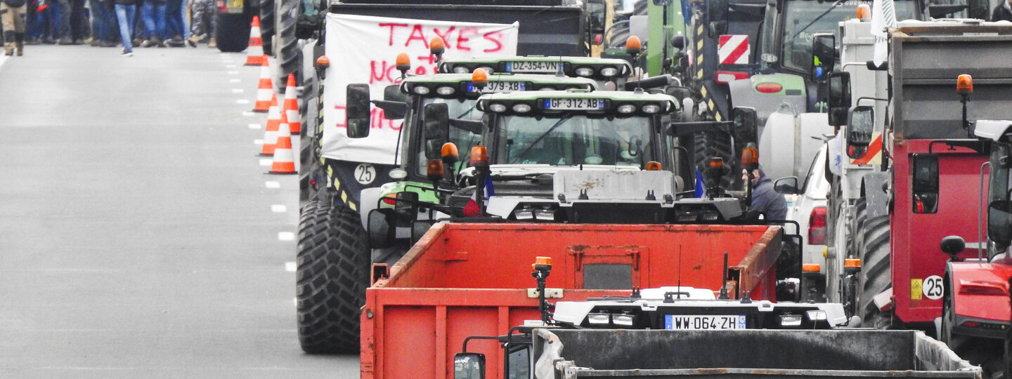 Agriculteurs, blocage A10, Bordeaux.