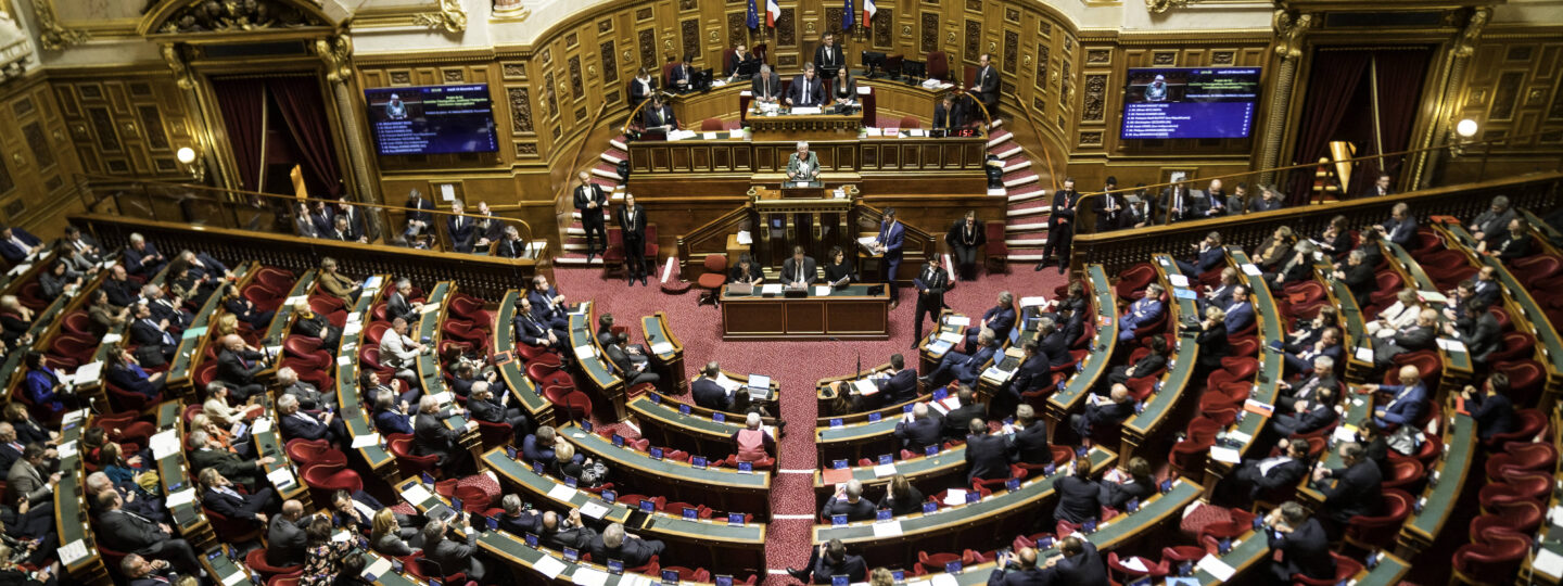 Paris : Vote au Senat pour le projet de loi immigration