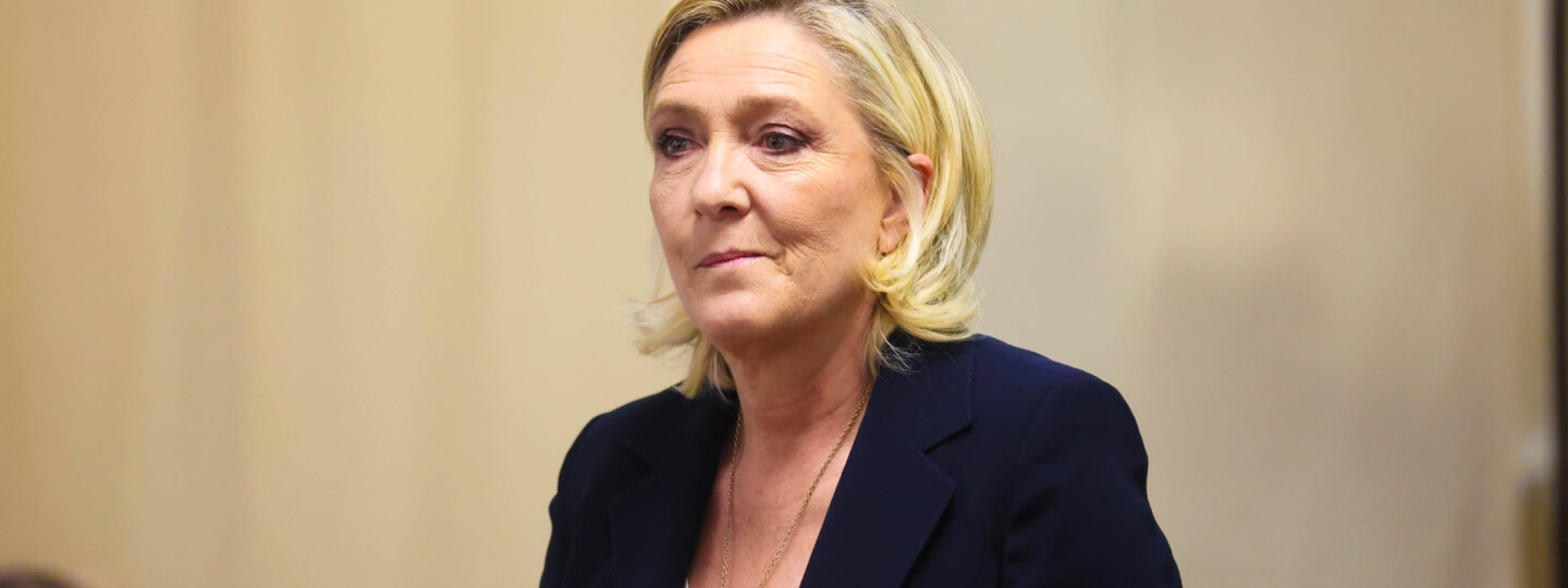 HENIN BEAUMONT : MARINE LE PEN