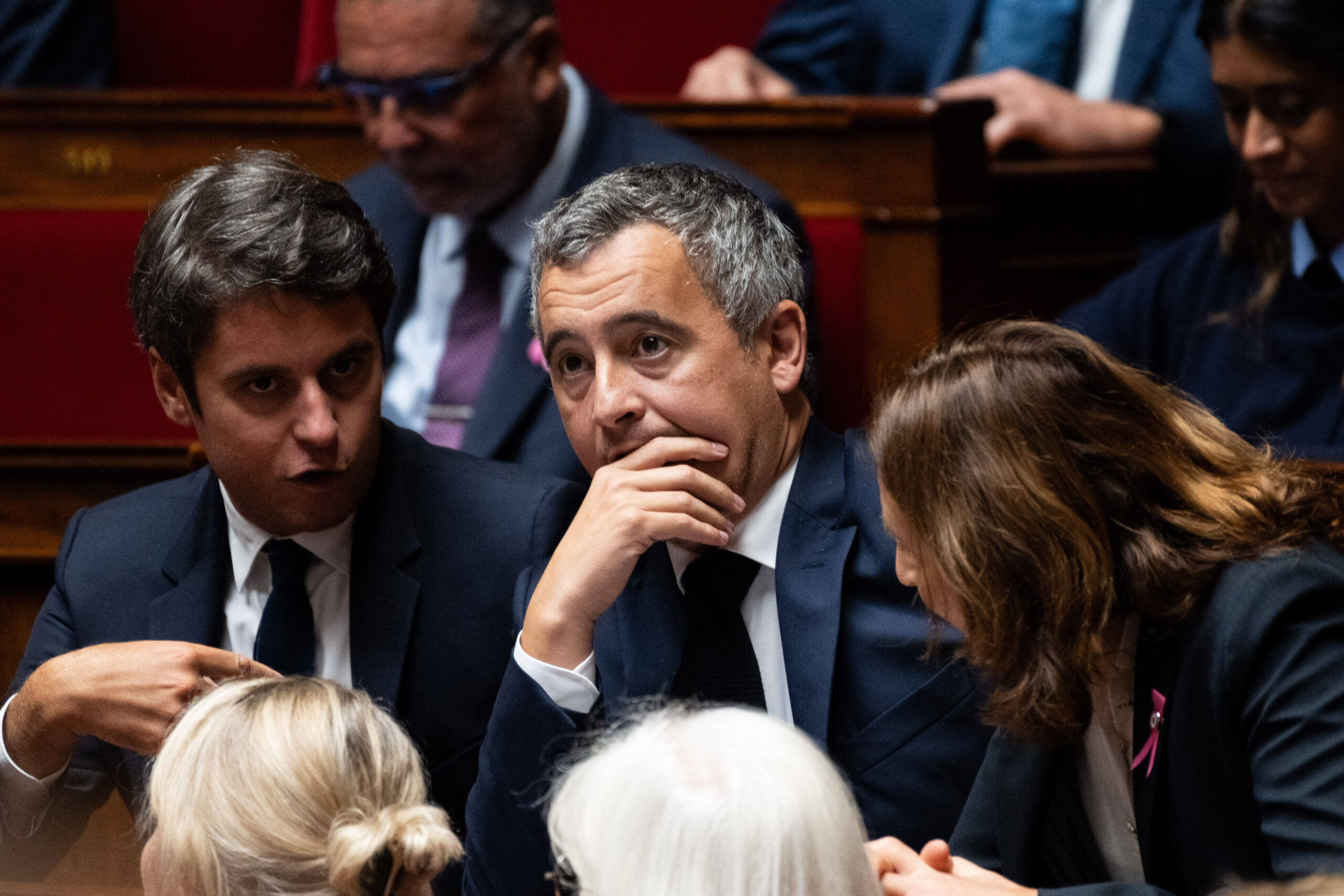 Paris : Questions to the government QAG
