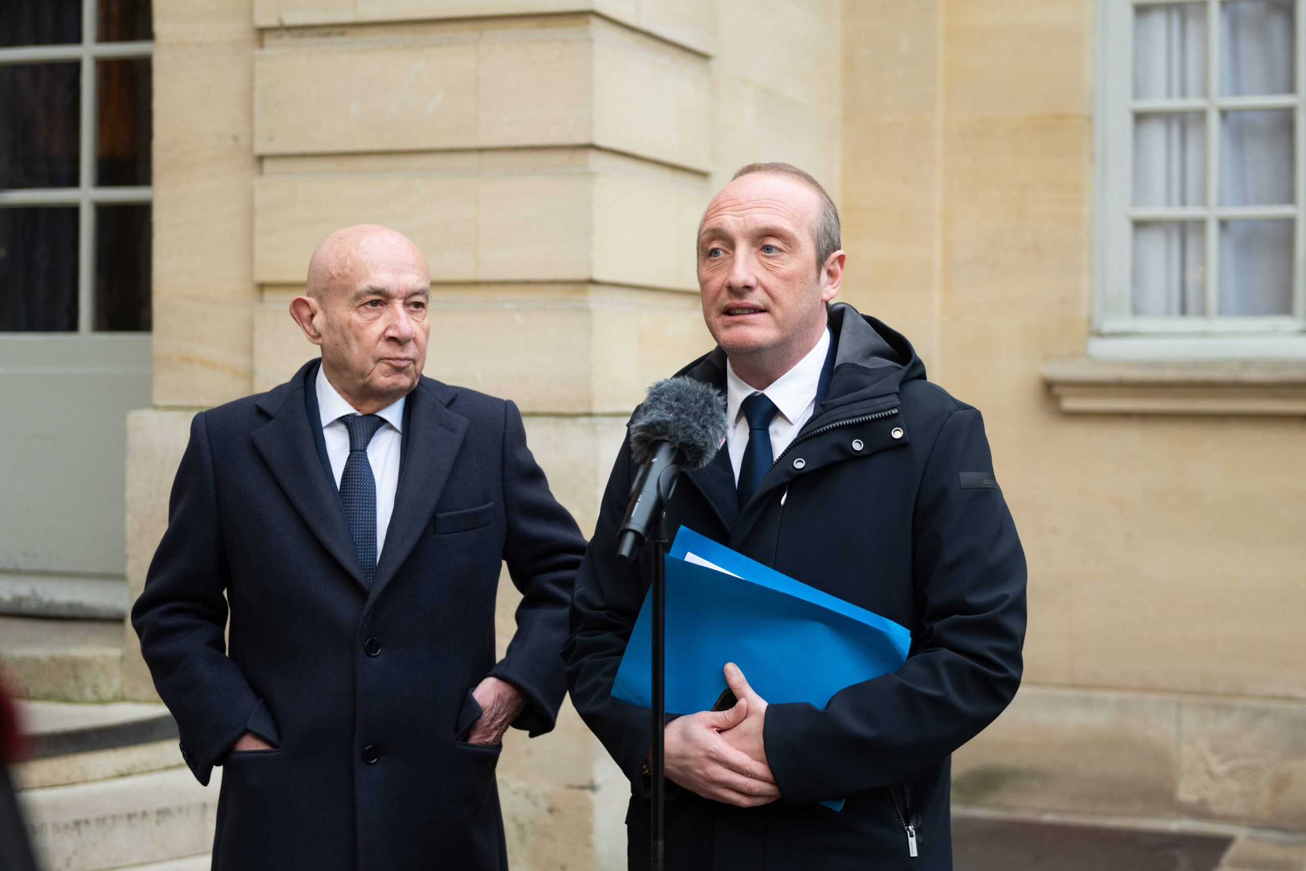Hotel Matignon : Meeting of Claude Malhuret and Laurent Marcangeli with the Prime Minister
