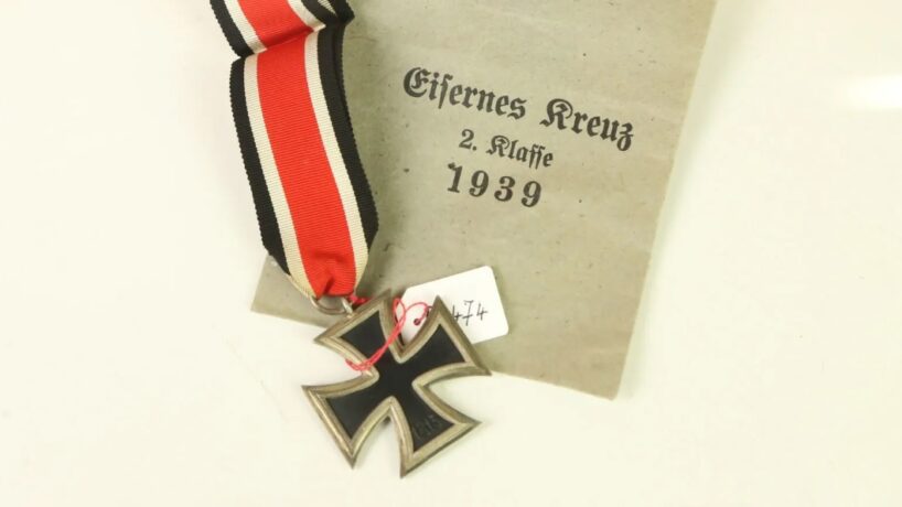 Vente d’objets nazis à Orléans : les sénateurs communistes déposent une proposition de loi pour sanctionner leur vente Vente d’objets nazis à Orléans : les sénateurs communistes déposent une proposition de loi pour sanctionner leur vente