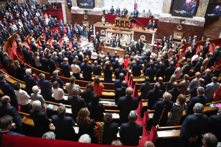 Vote de confiance : le budget 2026 sera-t-il examiné en temps et en heure par le Parlement ?