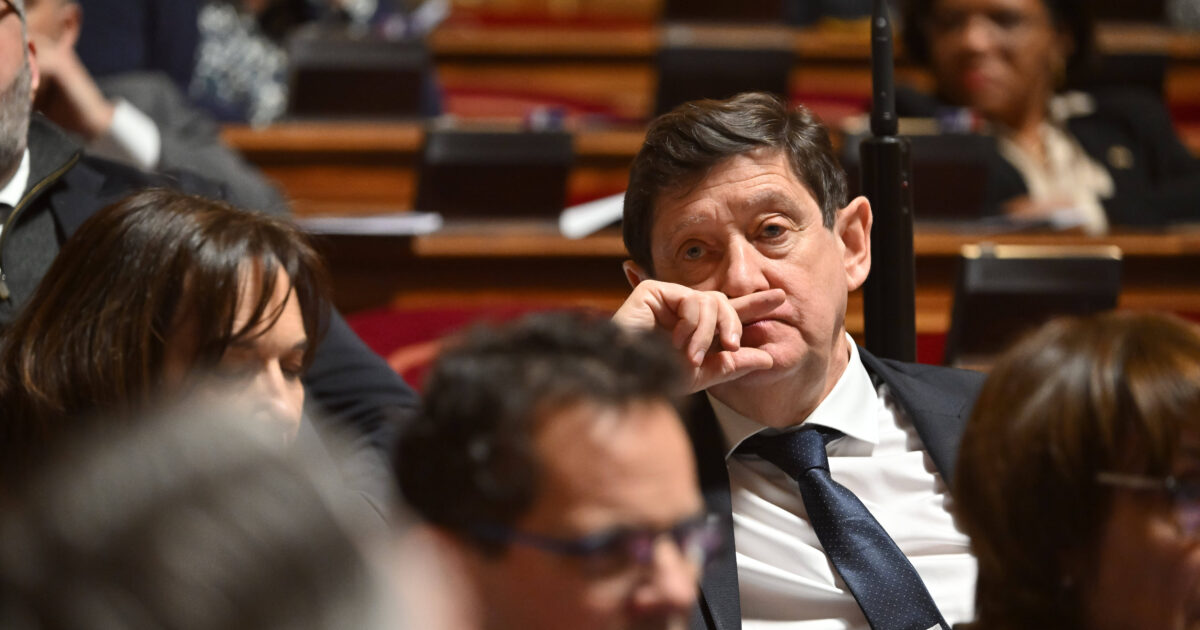 « Ce n’est pas non plus le Soviet suprême ! » : au groupe PS du Sénat, la présidence de Patrick Kanner suscite convoitises et crispations