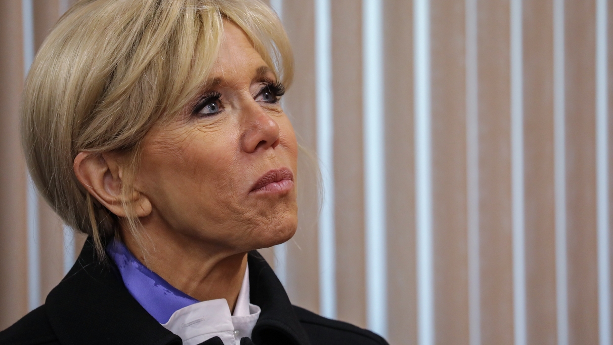 Qui Paye Les Toilettes De Brigitte Macron Brigitte Macron au coeur d'"un roman français" sur France 3 | Public Senat