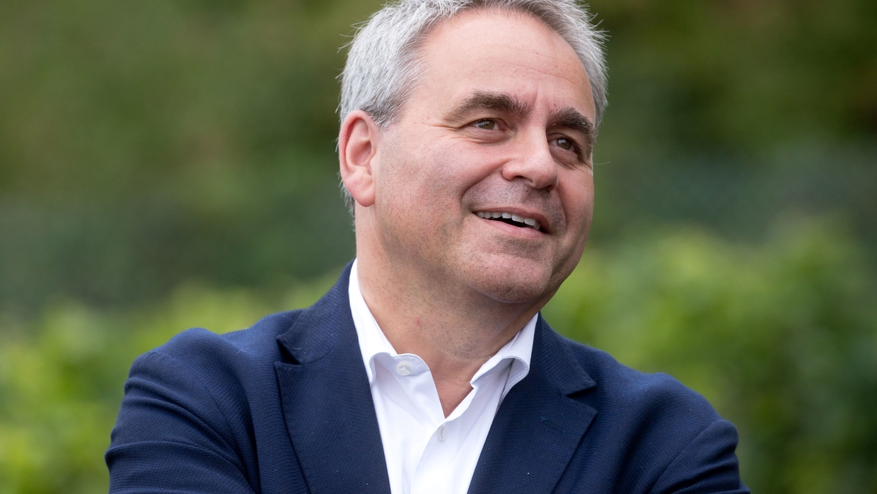 Xavier Bertrand présente une équipe de porteparole « renouvelée », et