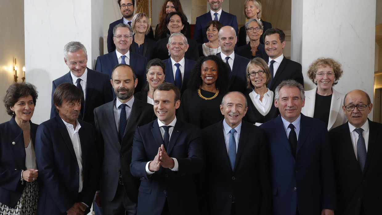 REPLAY premier Conseil des ministres pour le nouveau gouvernement