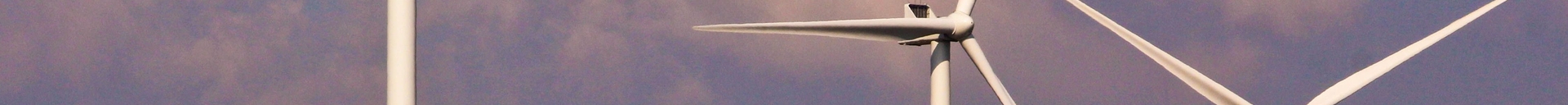 Eoliennes et  champ