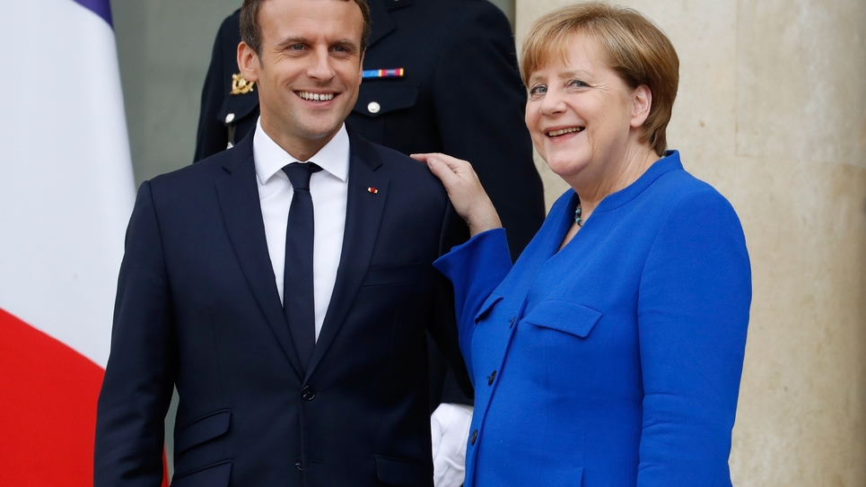 Emmanuel Macron et Angela Merkel inaugurent la foire du ...