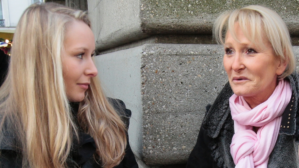 Mere De Marion Maréchal Le Pen Emplois présumés fictifs au RN: mise en examen de Yann Le Pen, ex