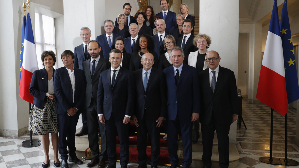 Un nouveau gouvernement plus remanié que prévu Public Senat