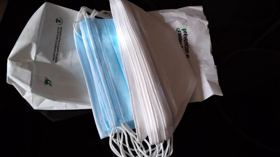 Port Du Masque En Entreprises Des Derogations Selon Les Departements Public Senat