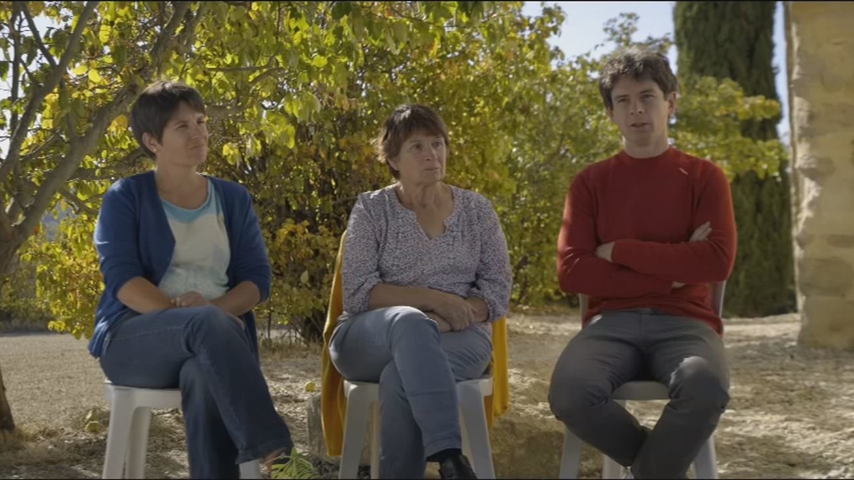 La famille de Luc Meunier, décédé des coups d'un patient atteint de schizophrénie paranoïde La famille de Luc Meunier, décédé des coups d'un patient atteint de schizophrénie paranoïde
