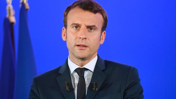 Emmanuel Macron lors d'une conférence de presse à Paris, le 28 mars 2017