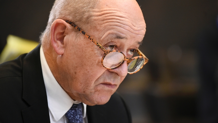 Le ministre des Affaires Etrangères Jean-Yves Le Drian, à Bruxelles, le 4 décembre 2018
