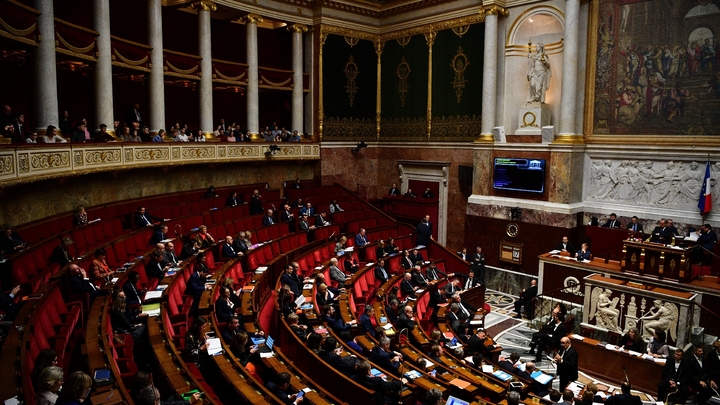 Dans l'hémicycle de l'Assemblée nationale à Paris, le 17 décembre 2019