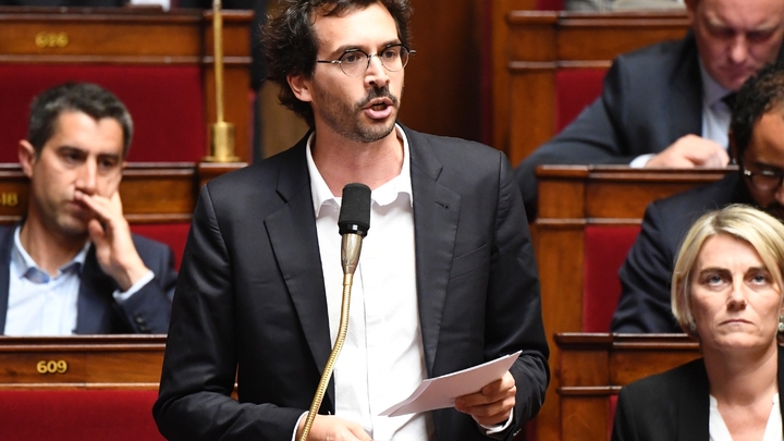 Le député LFI Bastien Lachaud, rapporteur de la proposition de loi visant à instaurer un RIC, le 24 octobre 2018 à l'Assemblée nationale