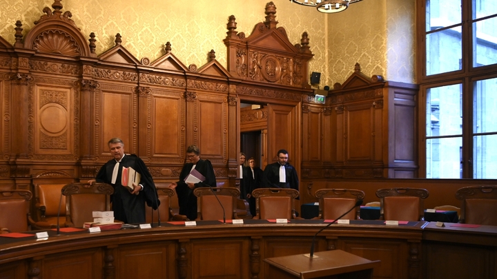 Arrivée des magistrats de la Cour de justice de la République à Paris, le 24 septembre 2019