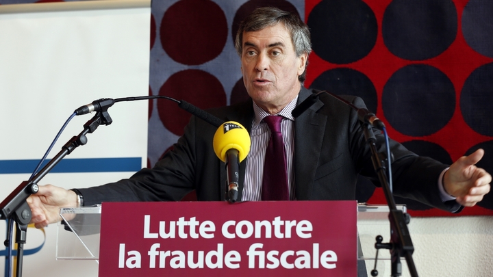 Jérôme Cahuzac lors d'une conférence de presse sur l'évasion fiscale le 20 novembre 2012 à Nanterre 