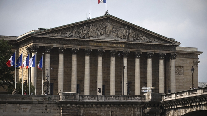 Le Palais Bourbon, siège de l'Assemblée nationale, le 15 juin 2015 à Paris