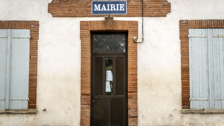 Mairie village 