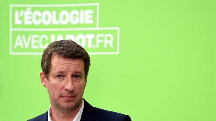Yannick Jadot, candidat écologiste à l'élection présidentielle, le 11 janvier 2017 à Paris