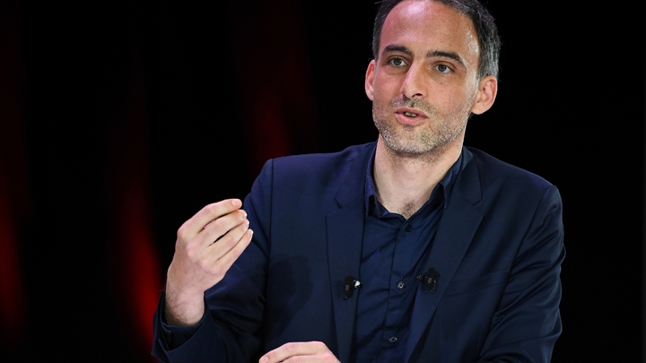 L'essayiste Raphaël Glucksmann, tête de liste Place publique/PS, le 11 avril 2019 à Paris