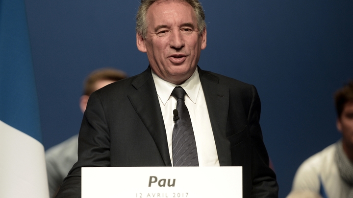 Le leader du MoDem François Bayrou, soutien d'Emmanuel Macron, le 12 avril 2017 à Pau