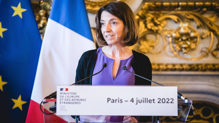 PARIS : Handover ceremony at the Ministry for Europe and Foreign Affairs - Passations de pouvoirs au Ministere de l Europe et des Affaires Etrangeres