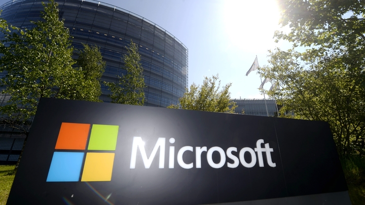 Le Sénat a demandé mercredi la création d'une commission d'enquête parlementaire pour faire la lumière "sur les liens" entre le géant américain Microsoft et le ministère des Armées 