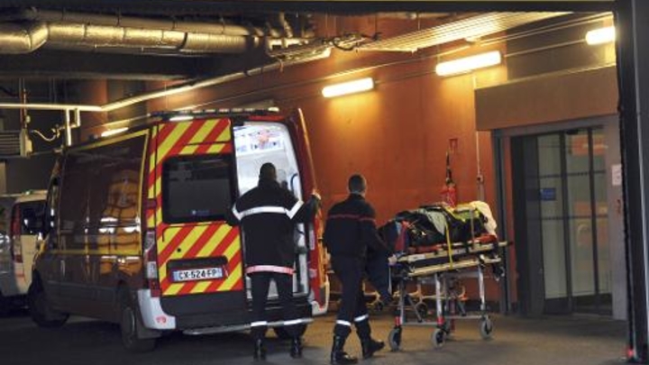 Arrivée d'un patient aux urgences le 22 décembre 2014 à l'hôpital de Valenciennes