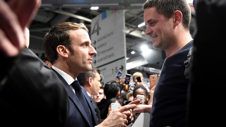 Le président Emmanuel Macron visite le 57e Salon de l'Agriculture, le 22 février 2020 à Paris