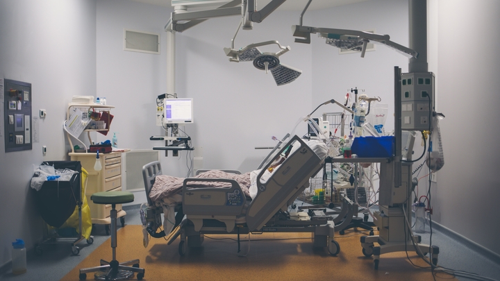 Covid-19 Saint Denis hopital Delafontaine