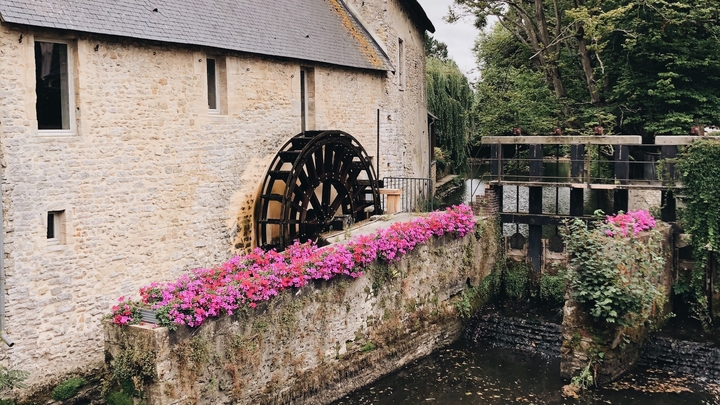 La question des moulins à eau a fait l'objet de longs débats lors de l'examen du projet de loi climat et résilience