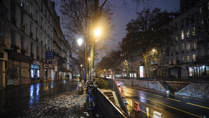 Virus Outbreak France