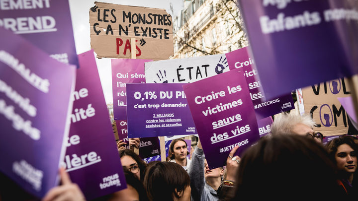 PARIS : Manifestation contre les vilolences sexistes et sexuelles