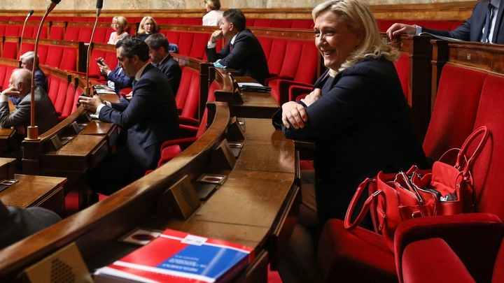 PARIS : Seance de questions au gouvernement a l'Assemblee nationale
