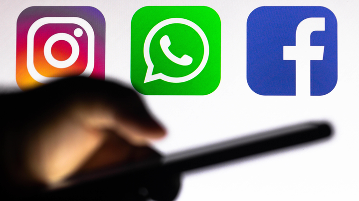 Social media illustrations in Brazil - 05 Oct 2021