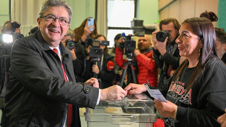 Vote de Jean Luc Melenchon a Marseille 