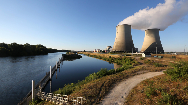Illustration: centrales nucleaires.