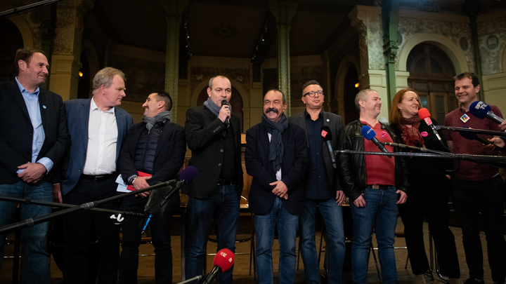 FRA - REUNION SYNDICATS - REFORME DES RETRAITES - APPEL JOURNEE DE GREVE 