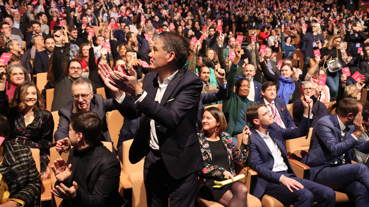 Marseille : Olivier Faure et Nicolas Mayer-Rossignol après le vote au 80e congrès