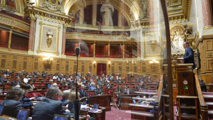 Retraites : des sénateurs centristes s’opposent au recul de l’âge légal de départ à 64 ans