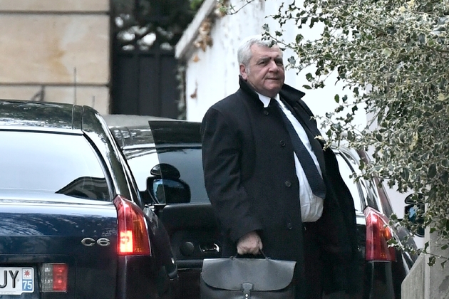 L'avocat de Nicolas Sarkozy, Thierry Herzog arrive au domicile de son client, le 22 mars 2018 à Paris