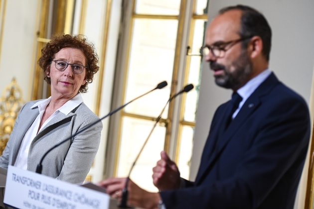 Le Premier ministre Edouard Philippe (d) et la ministre du Travail Muriel Penicaud à Paris, le 18 juin 2019