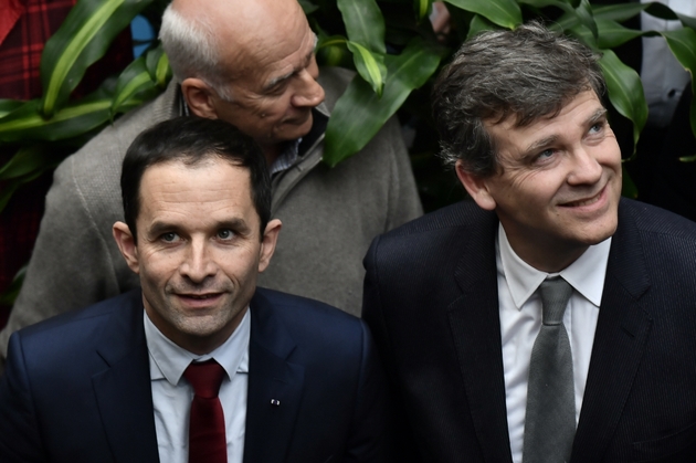 Benoît Hamon et Arnaud Montebourg le 27 janvier 2017 à Paris