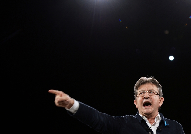 Jean-Luc Mélenchon, candidat de La France insoumise à la présidentielle, lors d'une meeting de campagne à Deols, dans le centre de la France, le 2 avril 2017