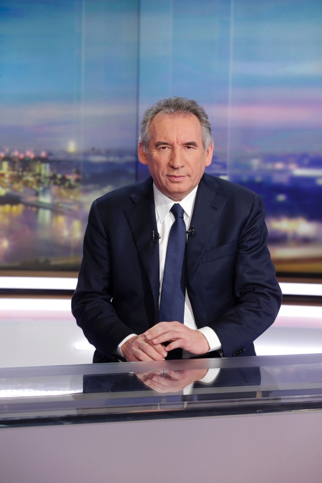 Le président du Modem François Bayrou sur la plateau de TF1 à Boulogne-Billancourt le 31 janvier 2017 